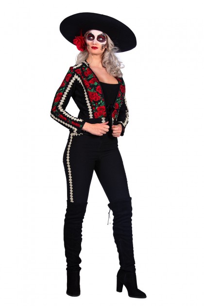 Pak Mariachi dame